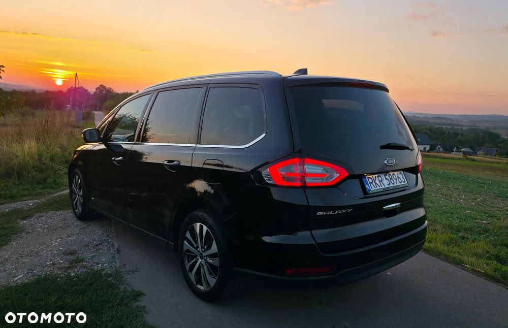 Ford Galaxy 2.0 EcoBlue 4WD Titanium - 4