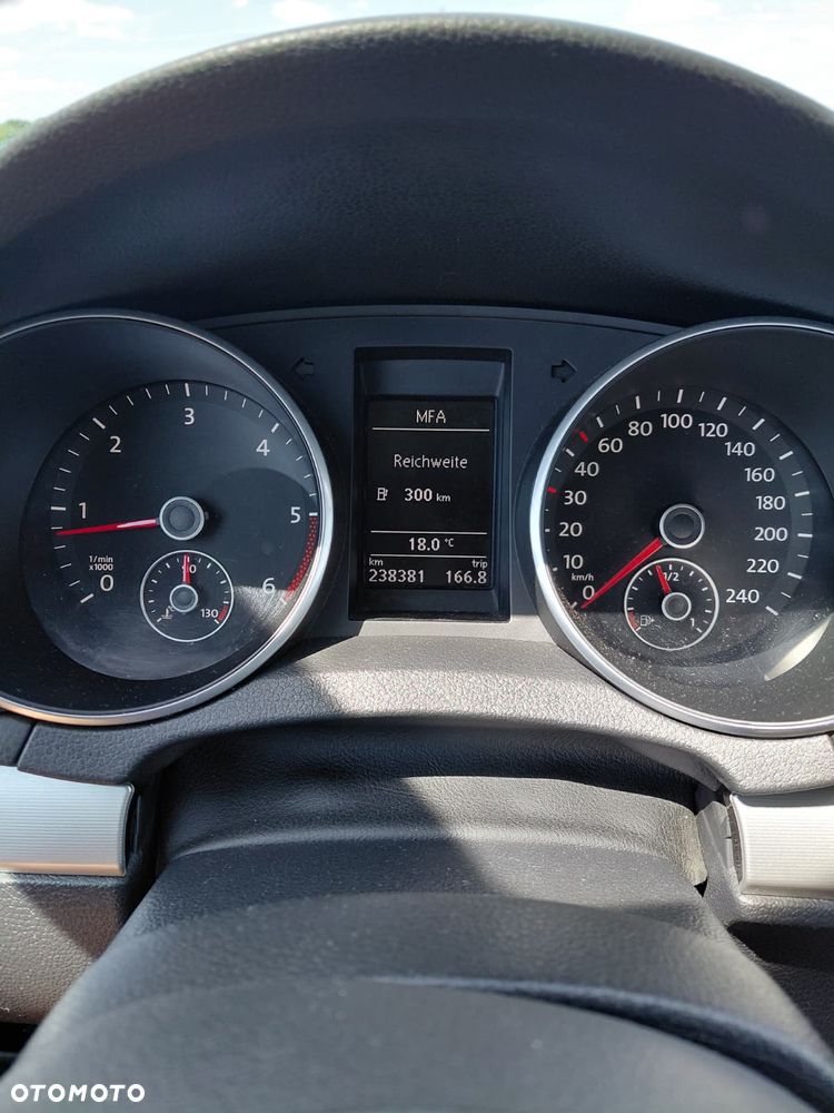 Volkswagen Golf 2.0 TDI DPF Highline - 10