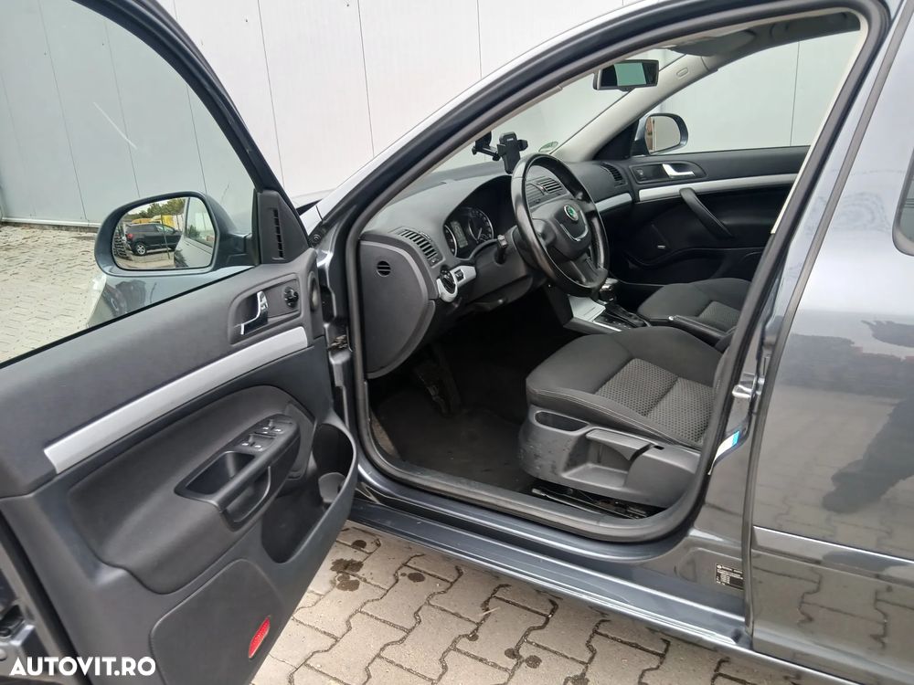 Skoda Octavia 1.4 TSI Business DSG - 7