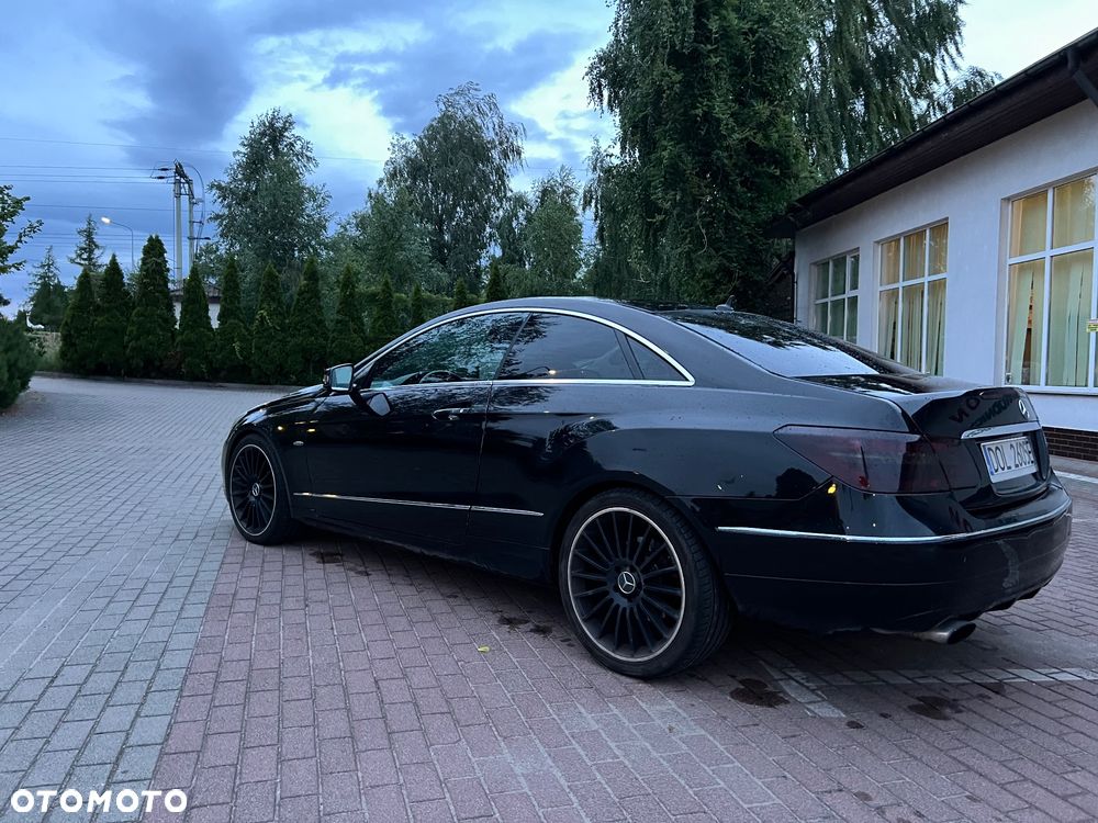 Mercedes-Benz Klasa E - 4