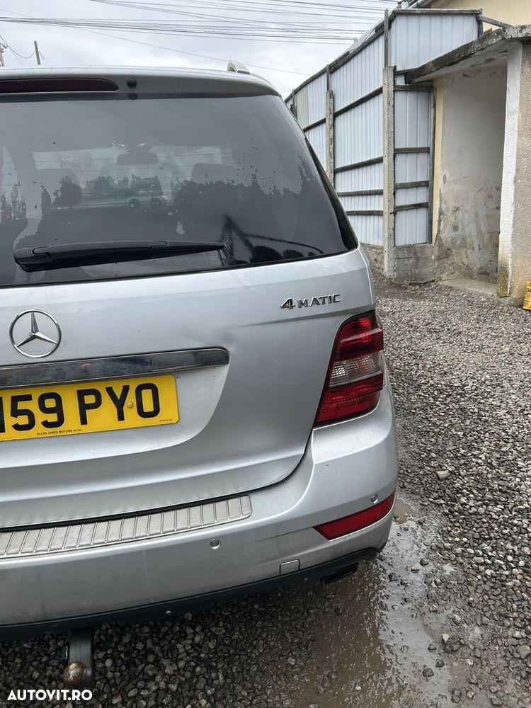 Haion Cu Luneta Mercedes ML W164 Facelift 2008 - 2011 SUV 4 Usi GRI (1219) - 2