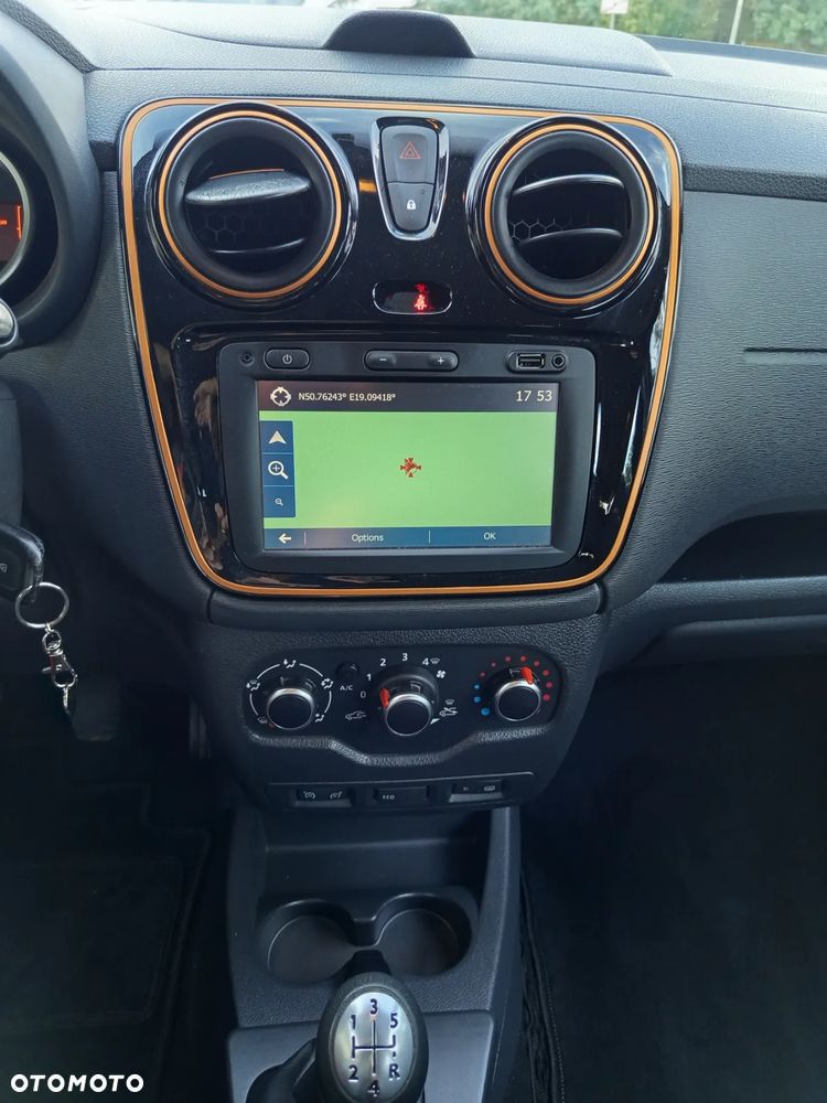 Dacia Lodgy 1.2 TCe Stepway S&S EU6 - 23