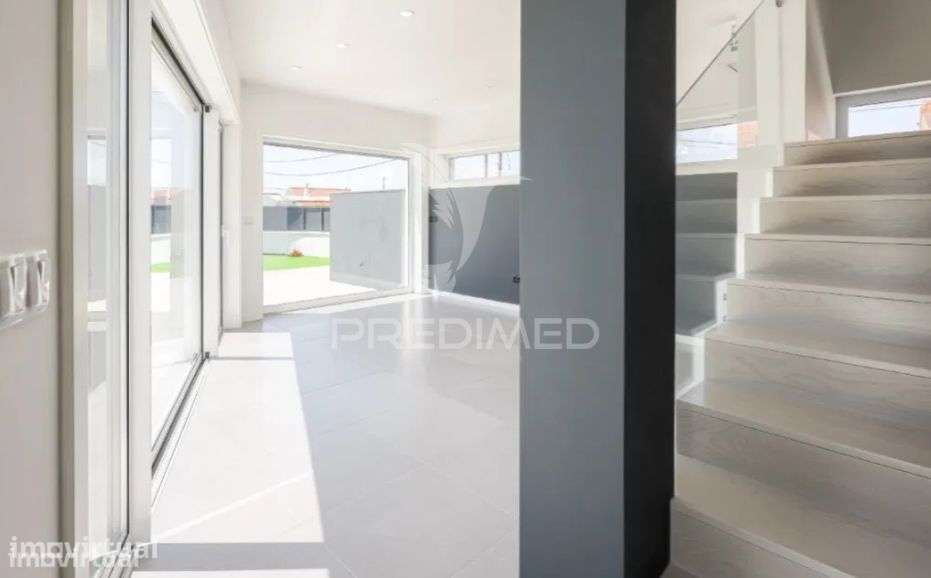 Moradia T3 c/ Garagem e jardim - Grande imagem: 4/17