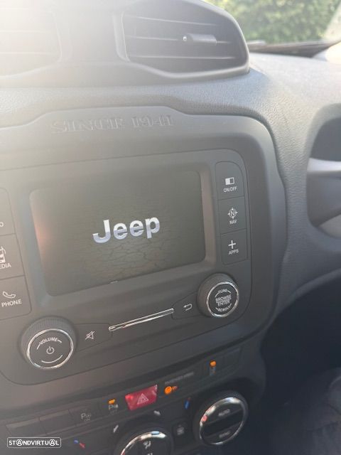 Jeep Renegade 1.4 MultiAir Limited - 21