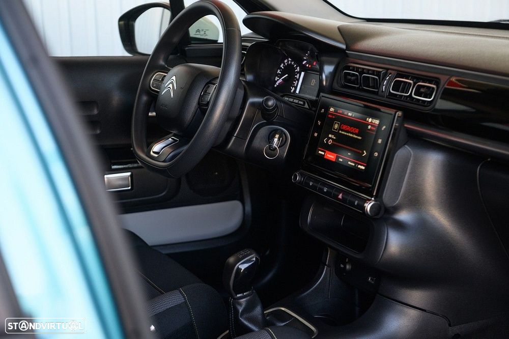 Citroën C3 1.2 PureTech Shine - 26