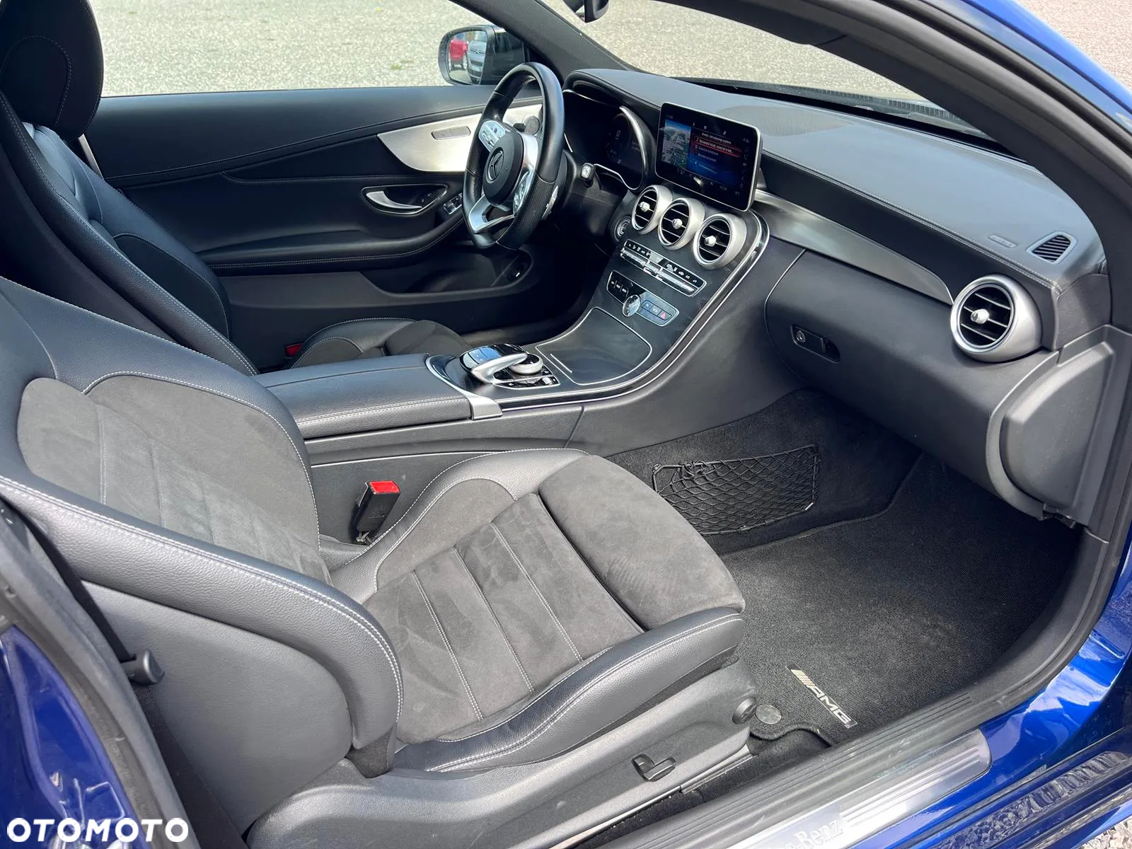 Mercedes-Benz Klasa C 300 Coupe 4Matic 9G-TRONIC AMG Line - 23