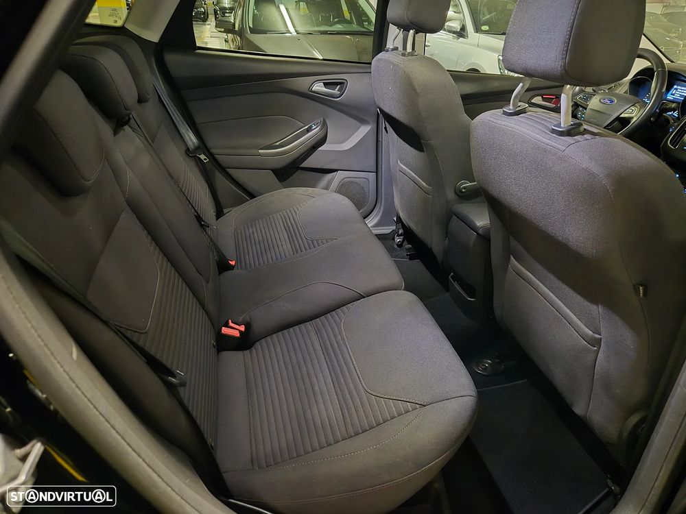 Ford Focus SW 1.5 TDCi Titanium - 23