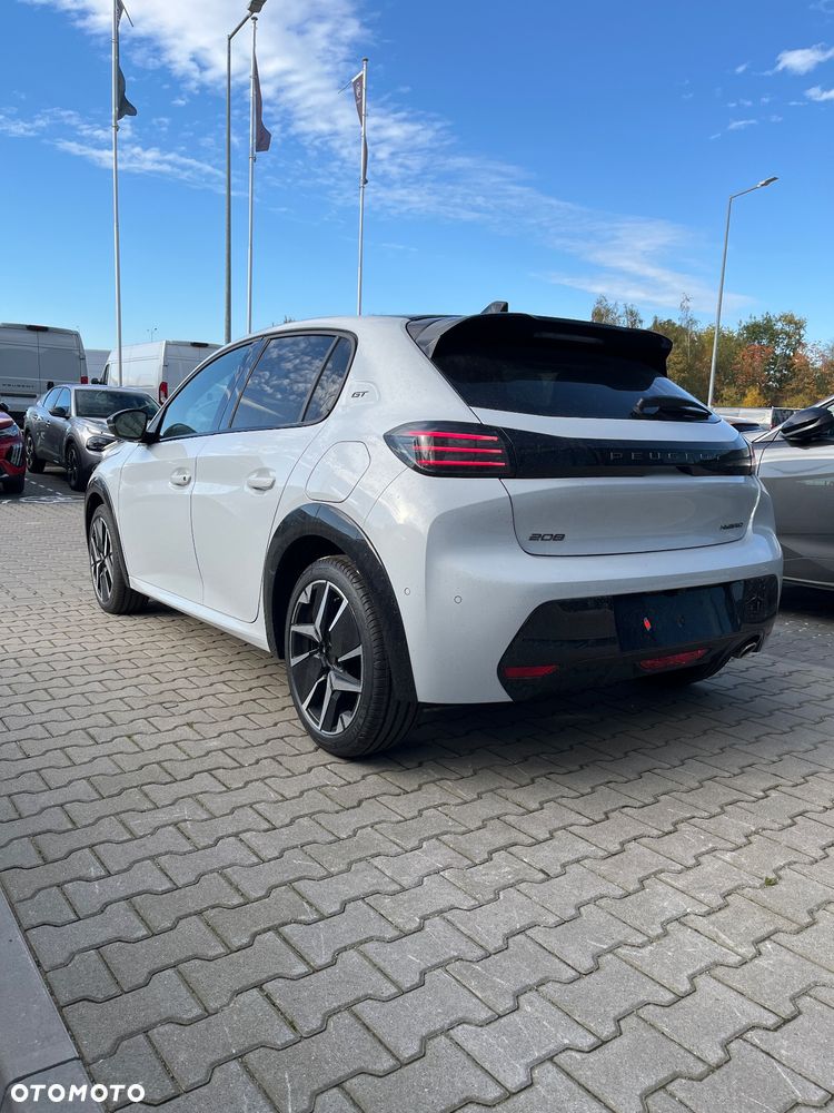 Peugeot 208 1.2 mHEV GT - 6