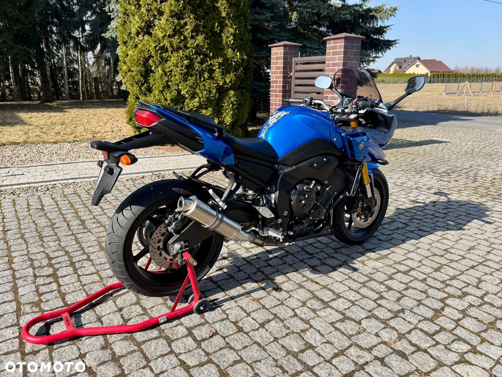 Yamaha FZ8 - 7