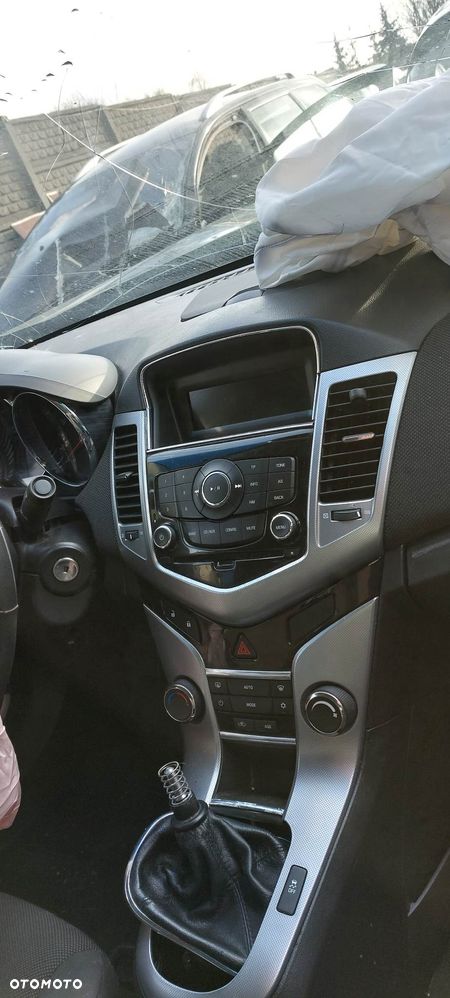 Chevrolet Cruze 2,0 vcdi  163 km rozrusznik - 7