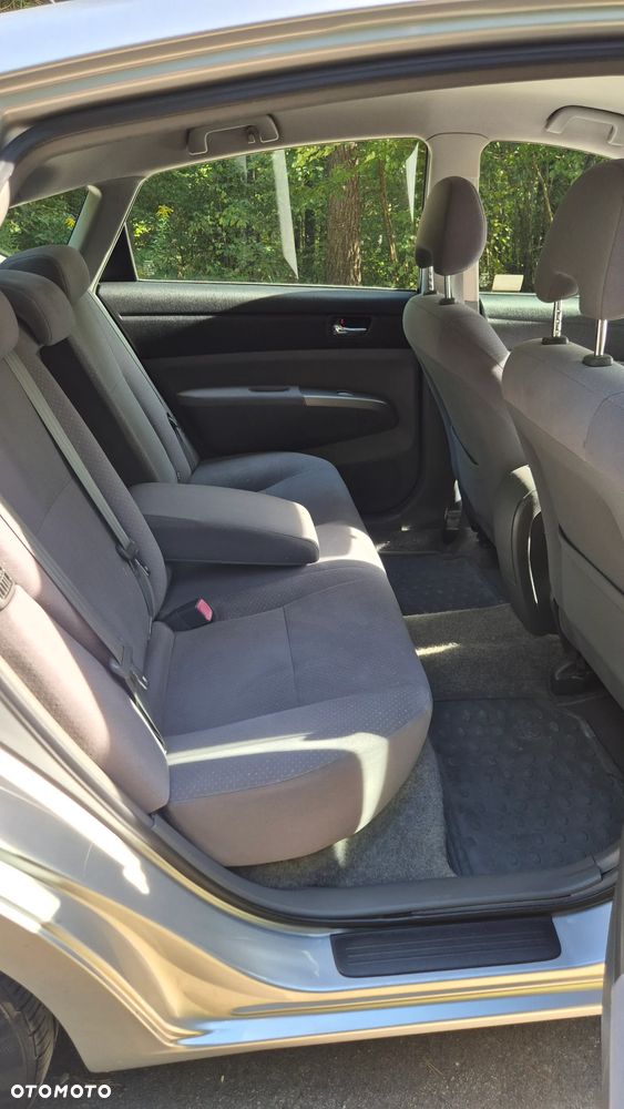 Toyota Prius 1.5 VVT-i Sol (nav) - 6