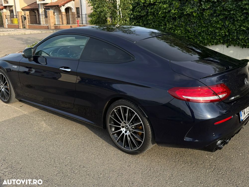 Mercedes-Benz C - 4