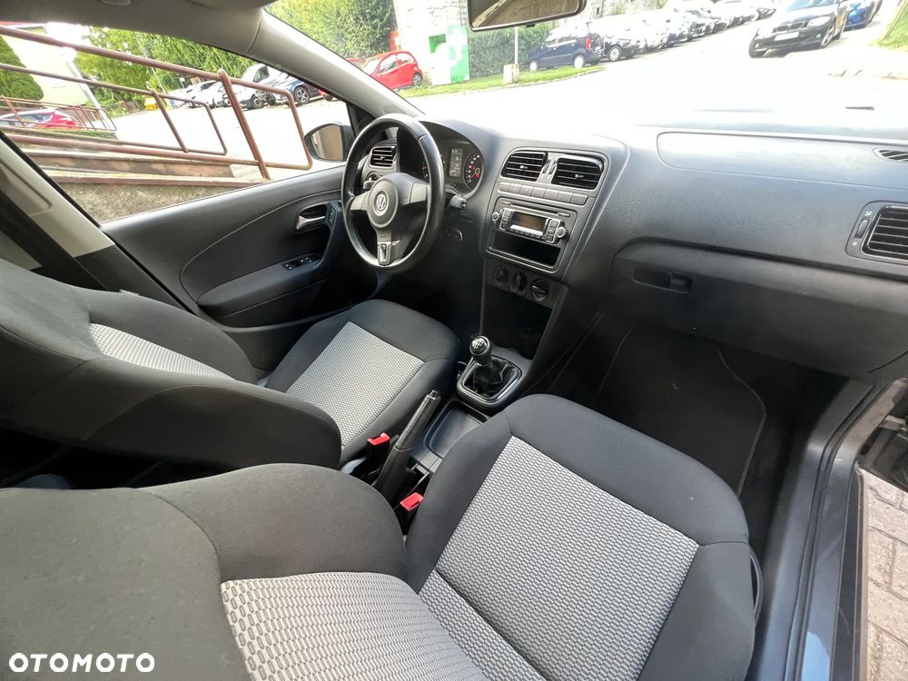 Volkswagen Polo - 10