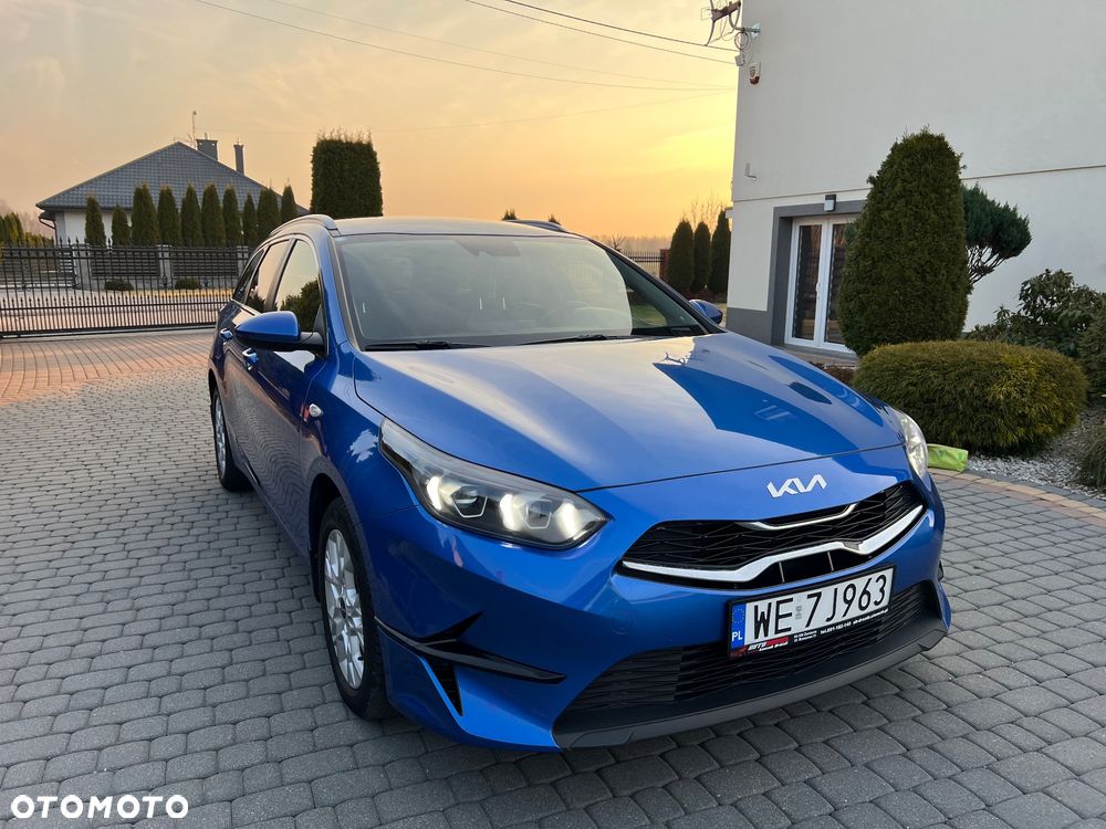 Kia Ceed - 4