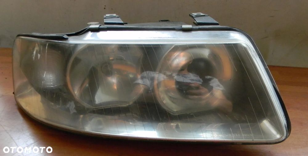 lampa prawa przód AUDI A3 8L LIFT FL 00-02  EUROPA - 1