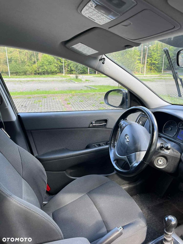 Hyundai i30 1.6 Comfort World Cup - 6