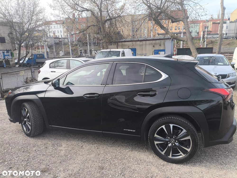 Lexus UX 250h Elegance 2WD - 8