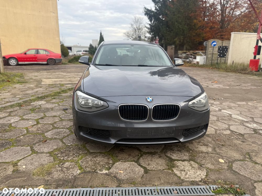 BMW Seria 1 116d EfficientDynamics - 14