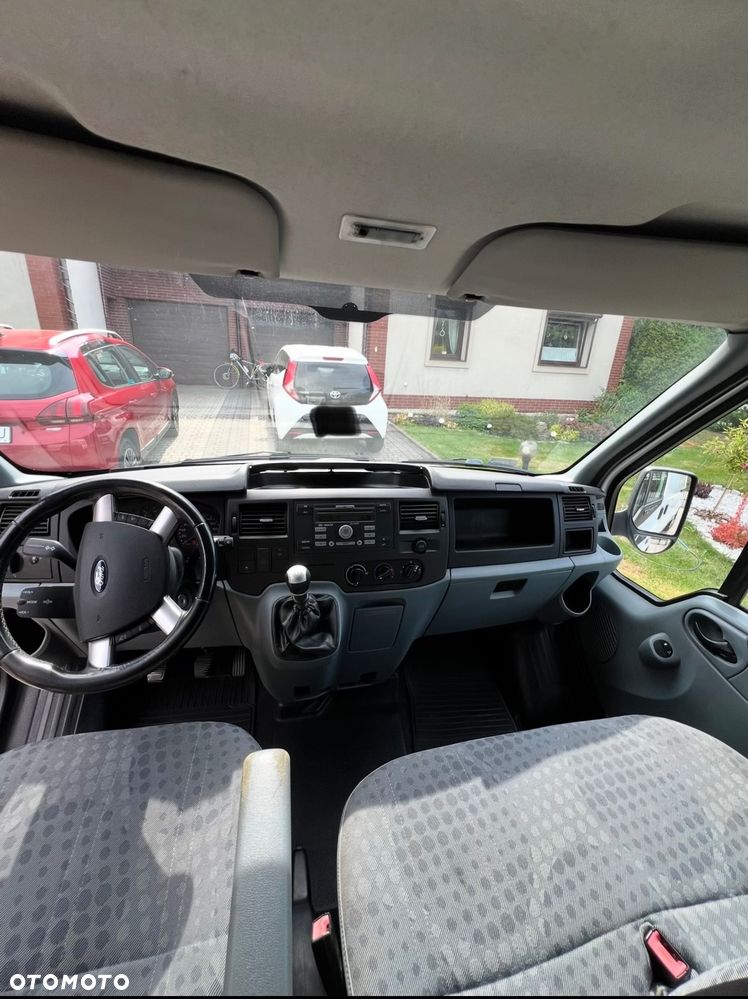 Ford Transit - 8