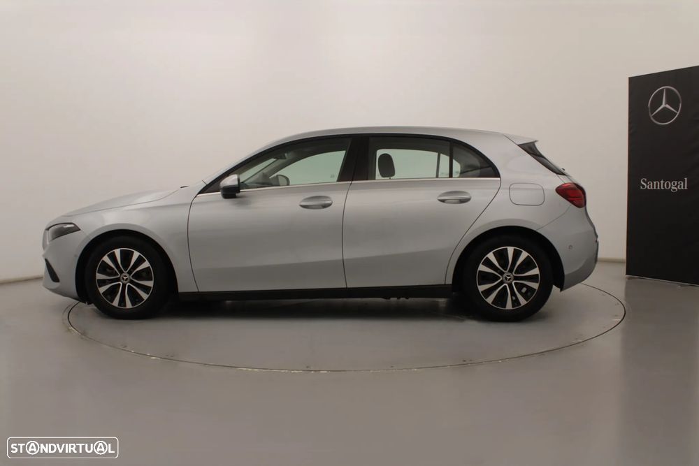 Mercedes-Benz A 200 Standard - 12