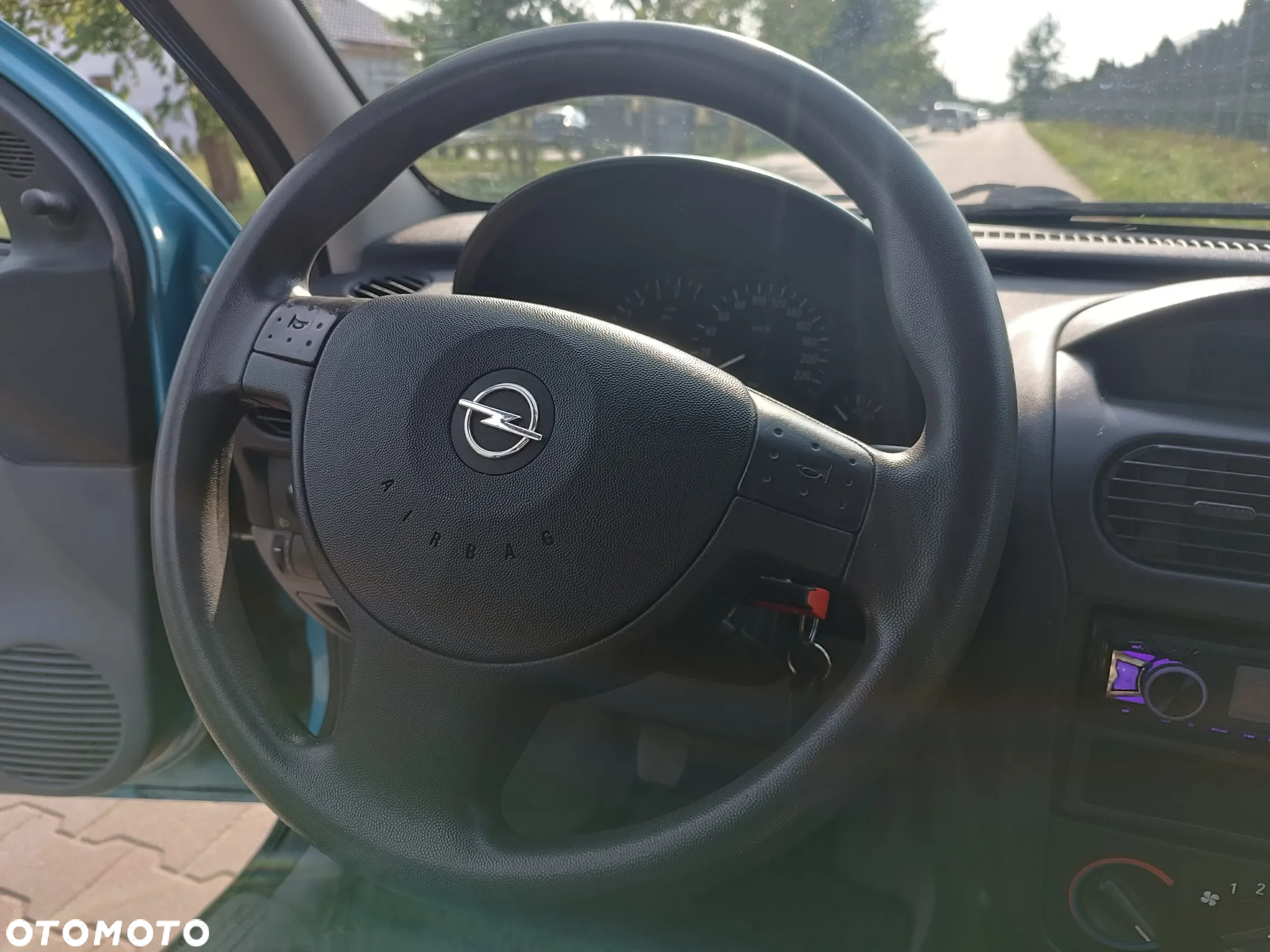 Opel Corsa 1.2 16V Cosmo - 9