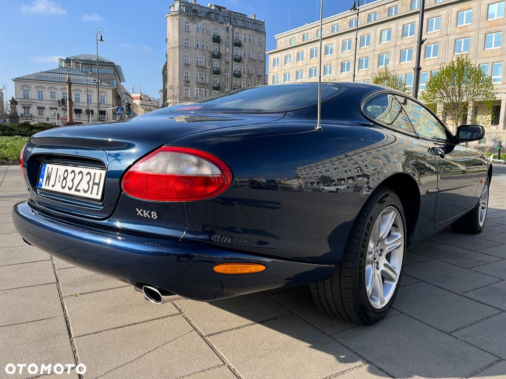 Jaguar XK8 - 33