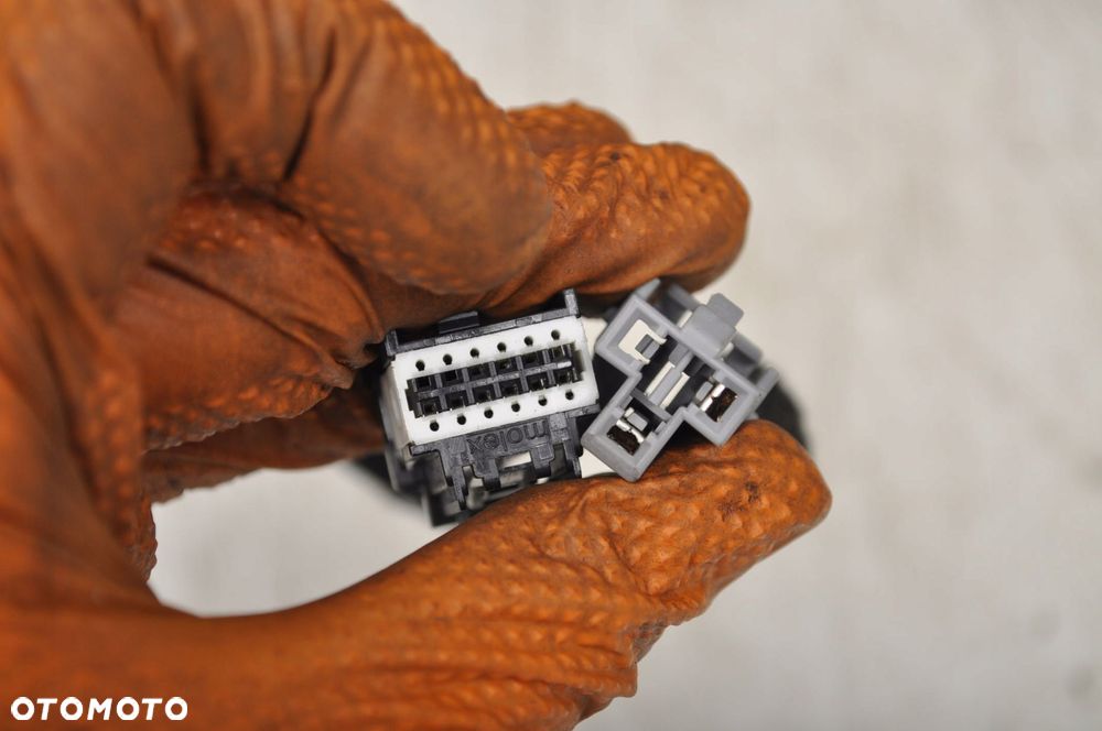 FORD FOCUS MK3 LIFT TUNEL ŚRODKOWY PODŁOKIETNIK - 14