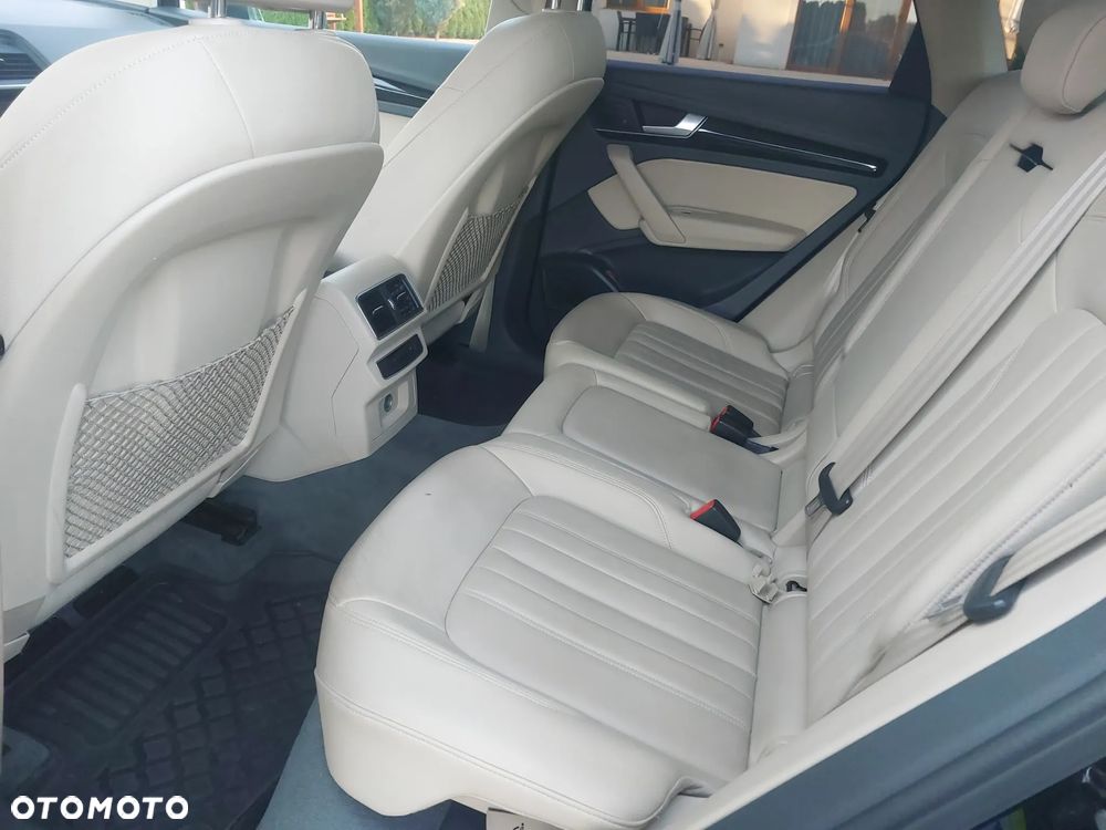 Audi Q5 2.0 TFSI Quattro S tronic design - 11