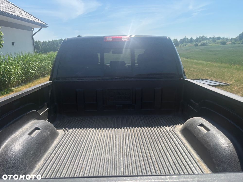 Dodge RAM - 24