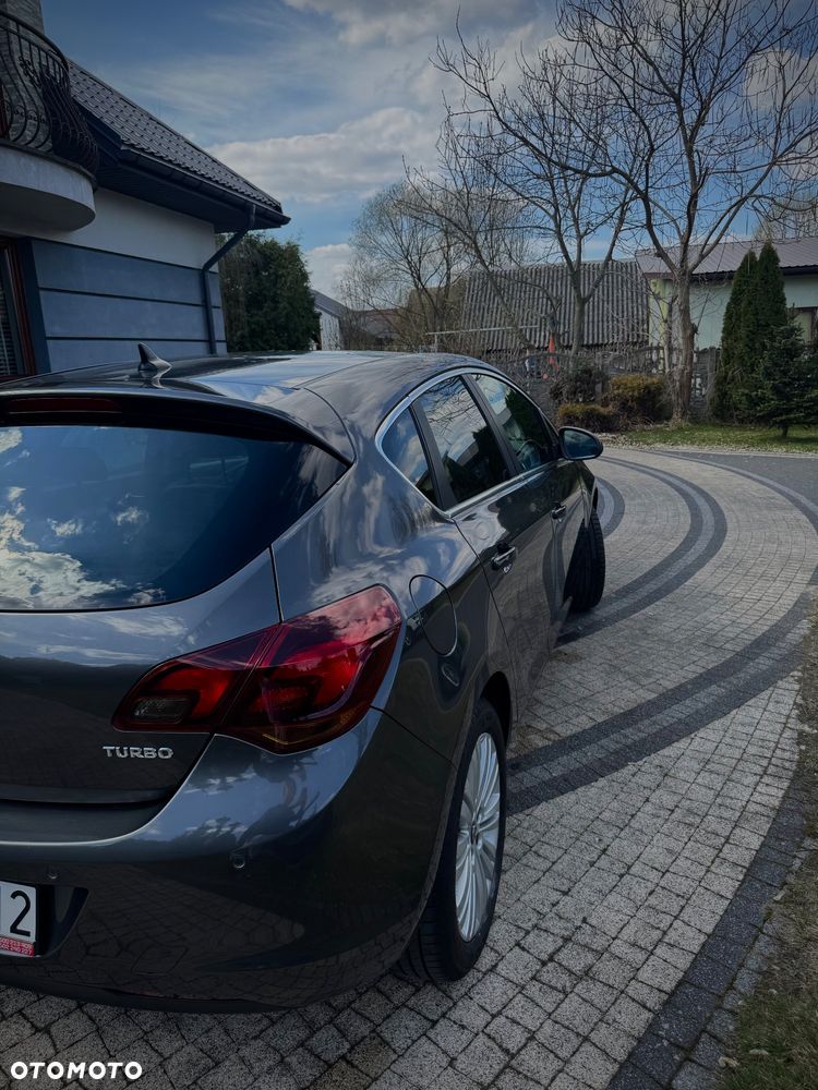 Opel Astra 1.4 T Cosmo - 8