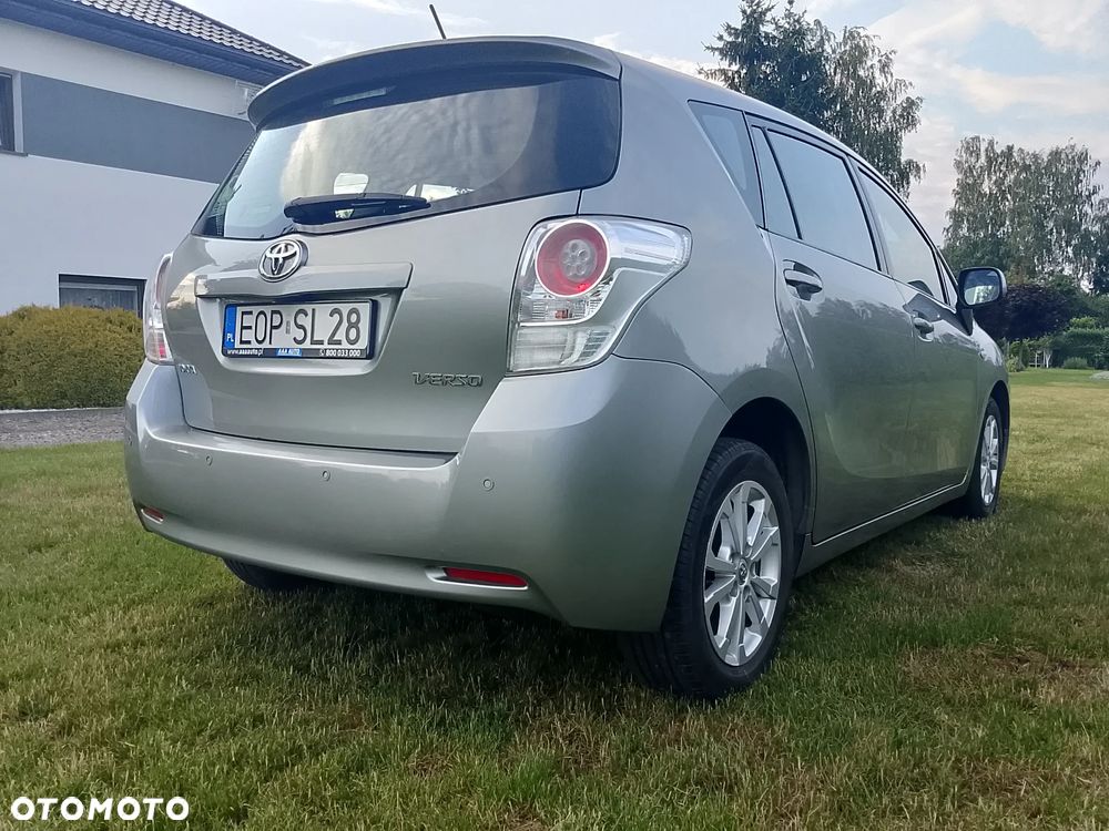 Toyota Verso 2.0 D-4D Sol plus 7os - 8