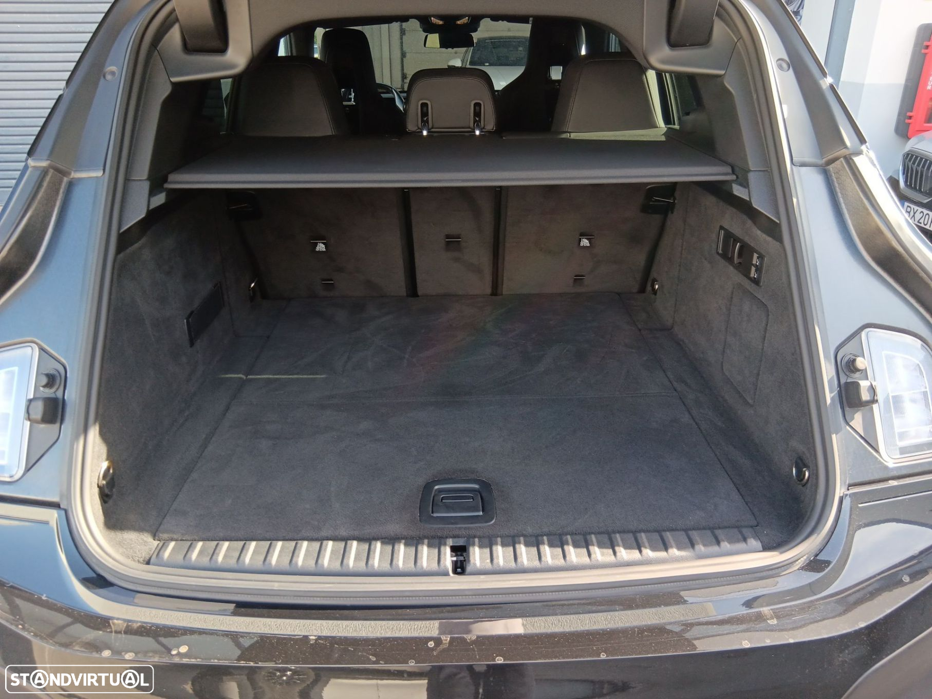 BMW ix xDrive 40 - 21