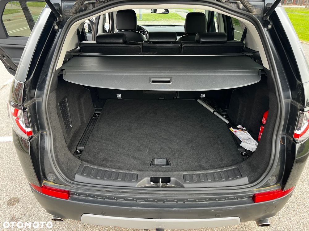 Land Rover Discovery Sport TD4 Sky View - 9