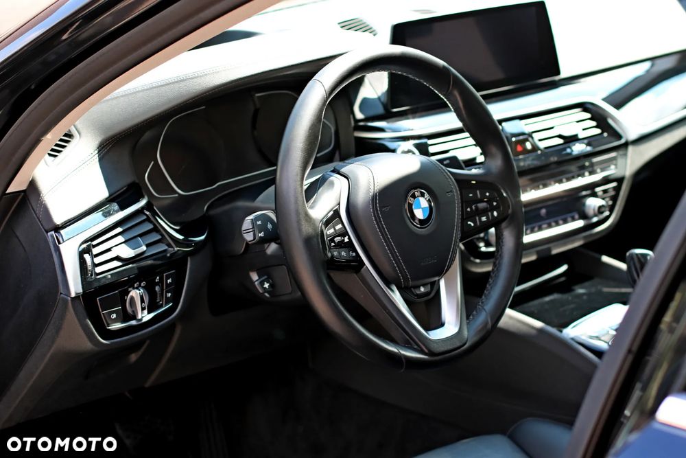 BMW Seria 5 520d MHEV Luxury Line - 17