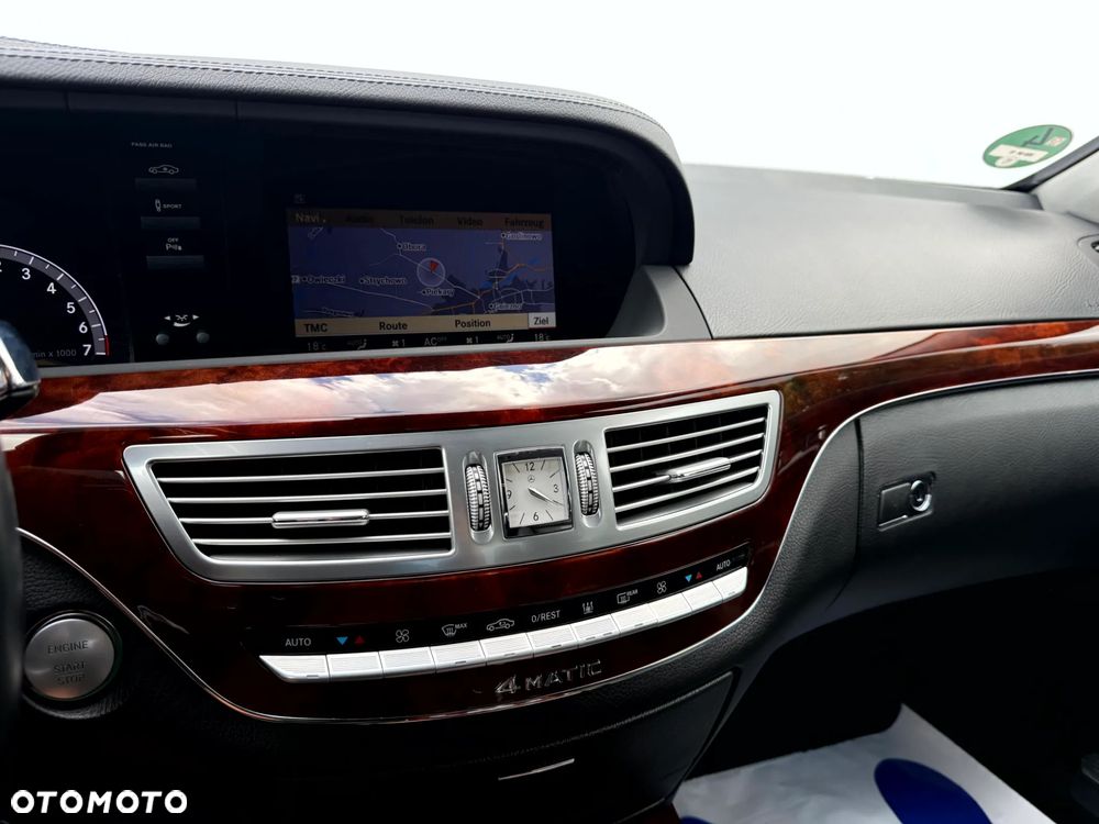 Mercedes-Benz Klasa S 500 4Matic 7G-TRONIC - 16