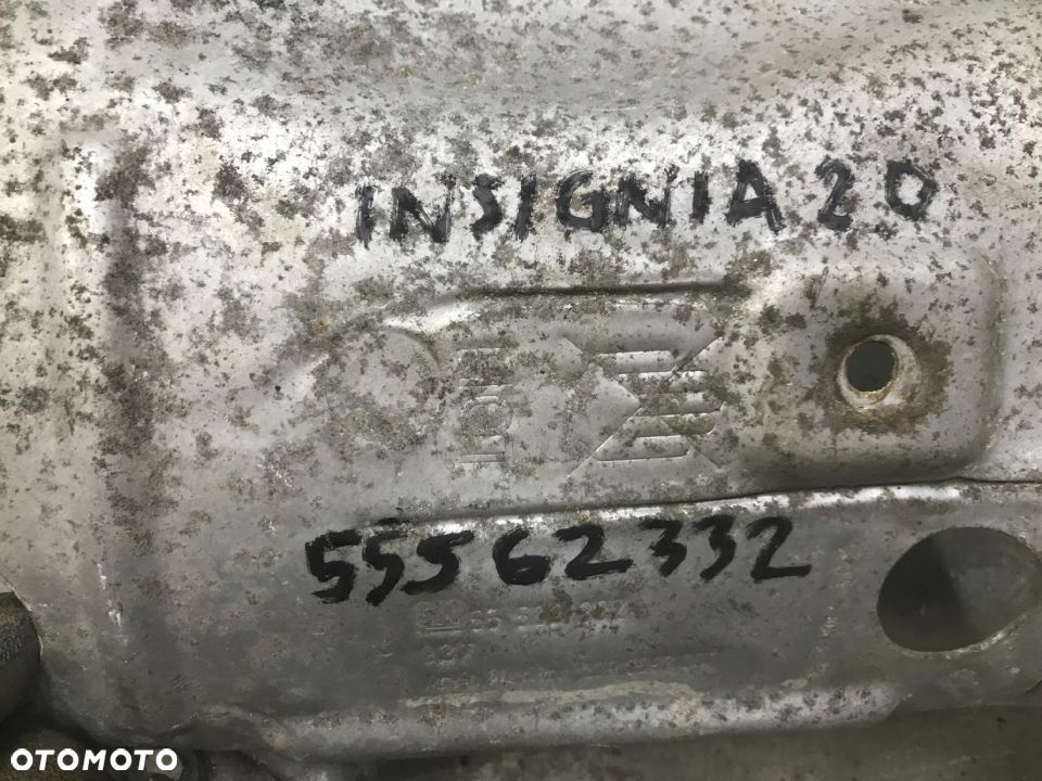 Osłona termiczna Opel Insignia 2.0 Cdti katalizatora kolektora wydechowego blacha 55562332 - 4