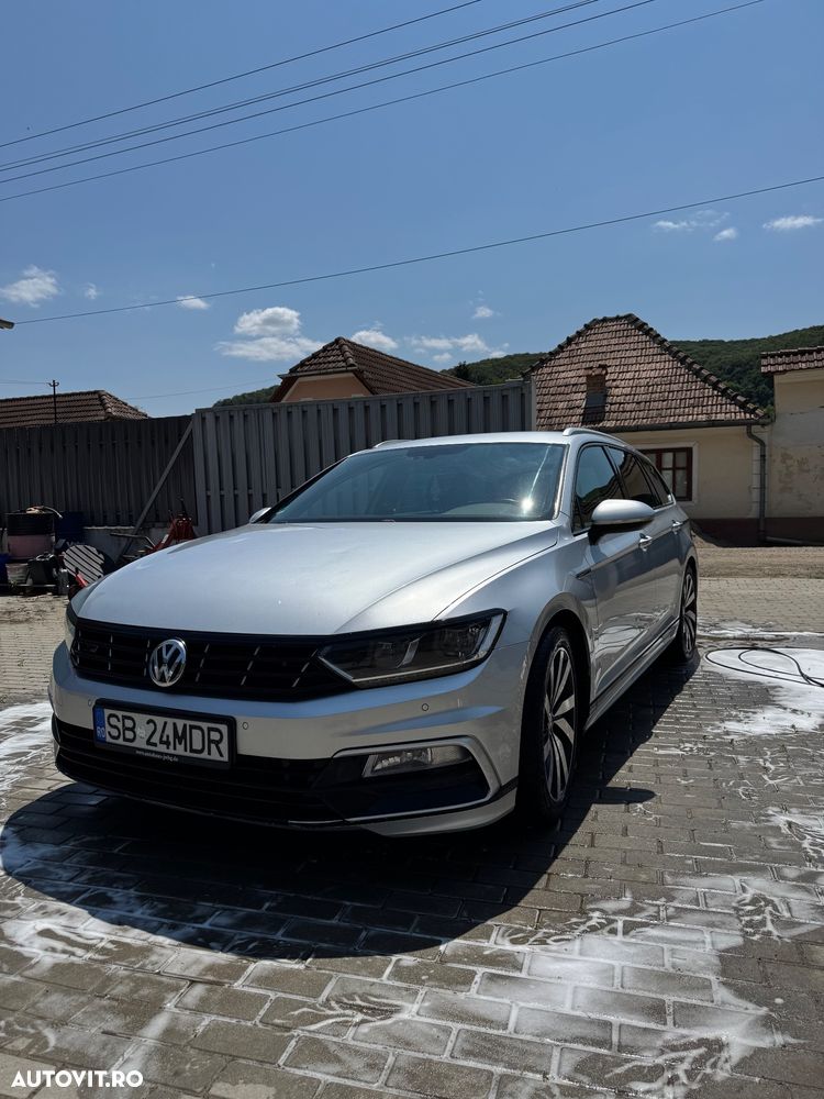 Volkswagen Passat 2.0 TDI DSG 4Motion R Executive - 2