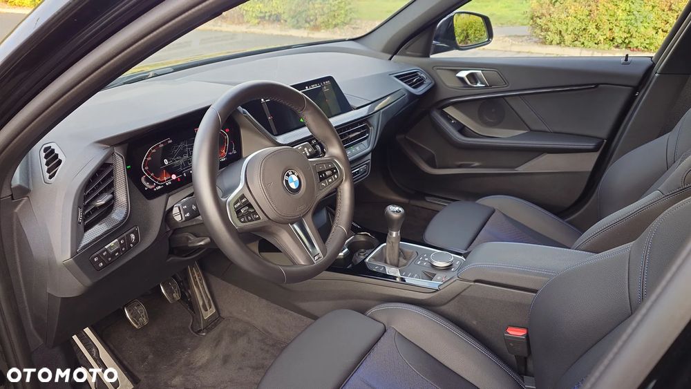 BMW Seria 1 118i M Sport - 10