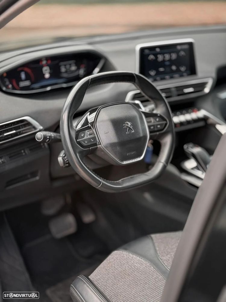 Peugeot 5008 1.5 BlueHDi GT Line EAT8 - 6