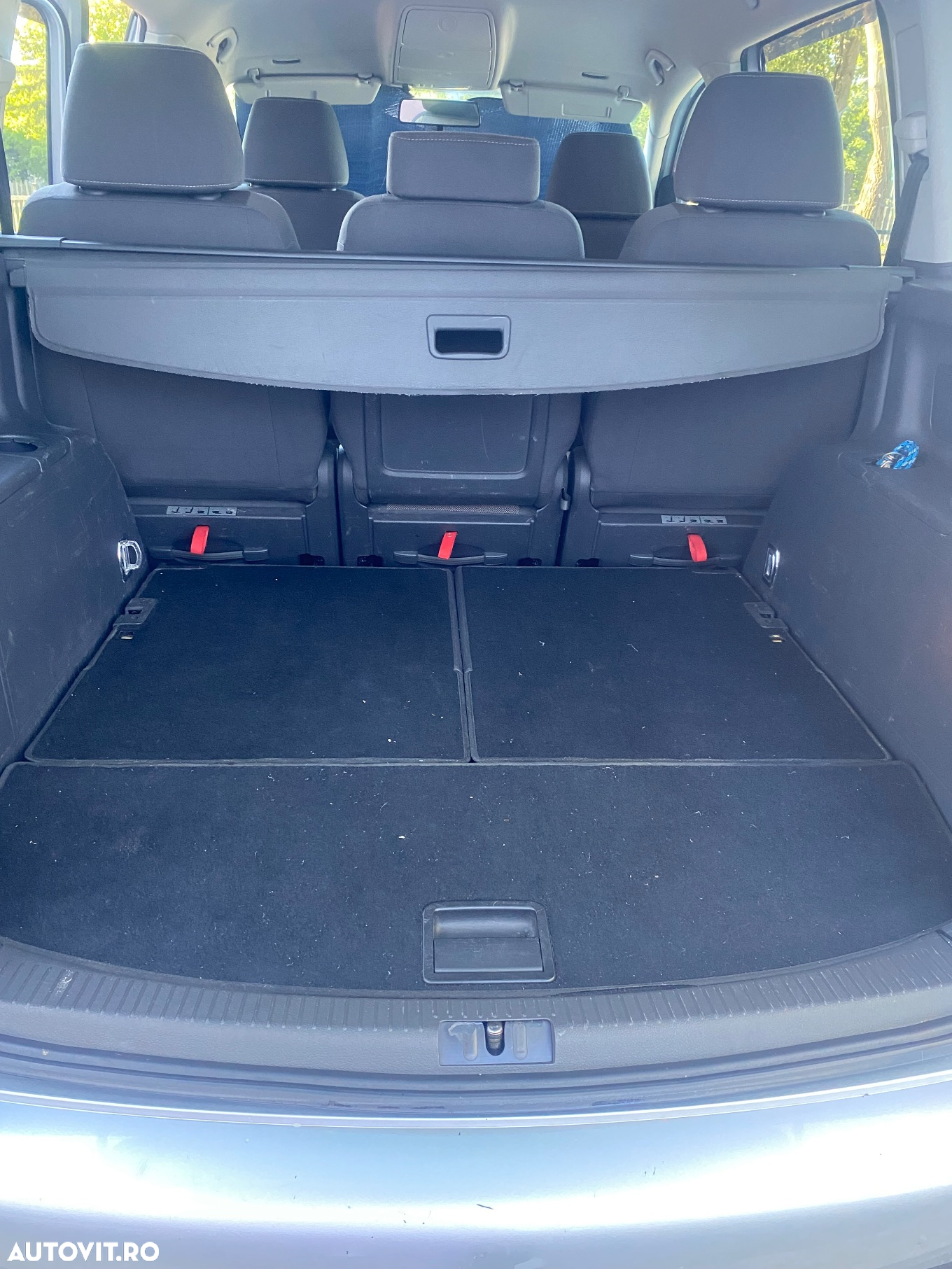 Volkswagen Touran 2.0 TDI DPF Cross - 26