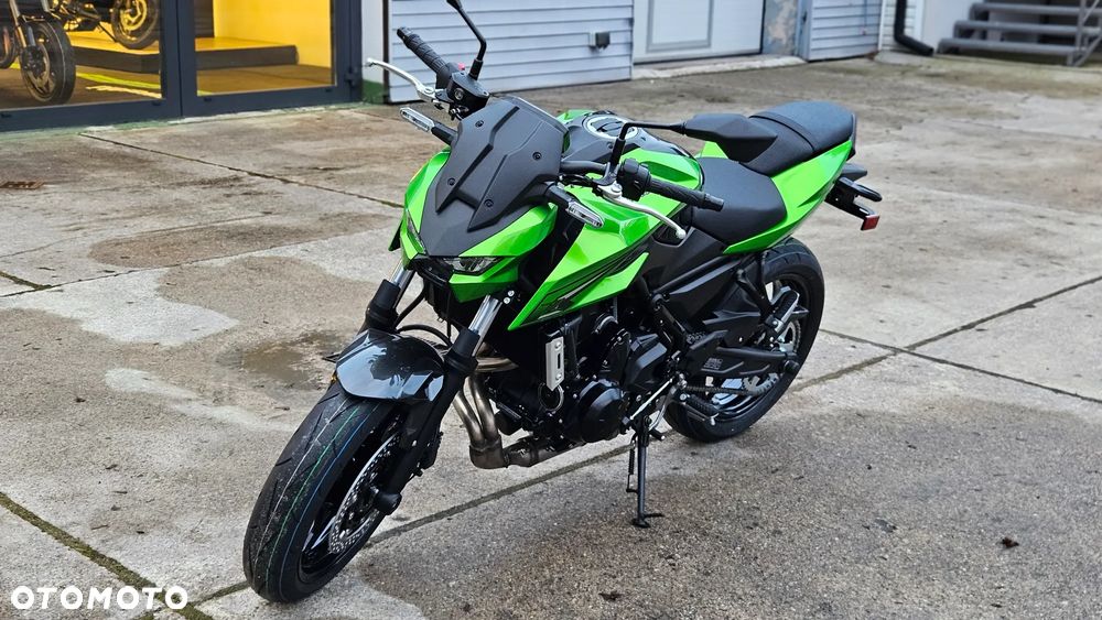 Kawasaki Z 650 - 10