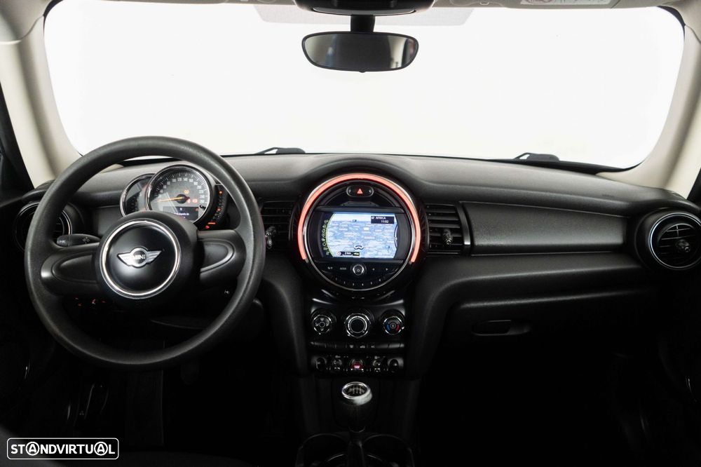 MINI 3 Portas One D - 20