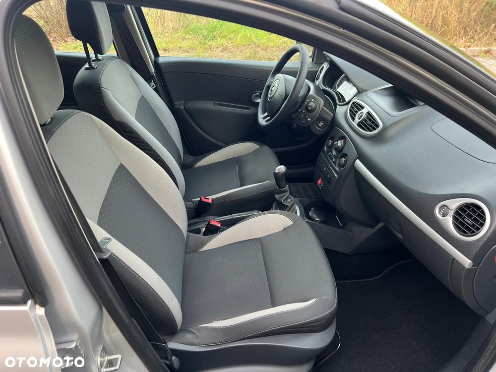 Renault Clio - 5