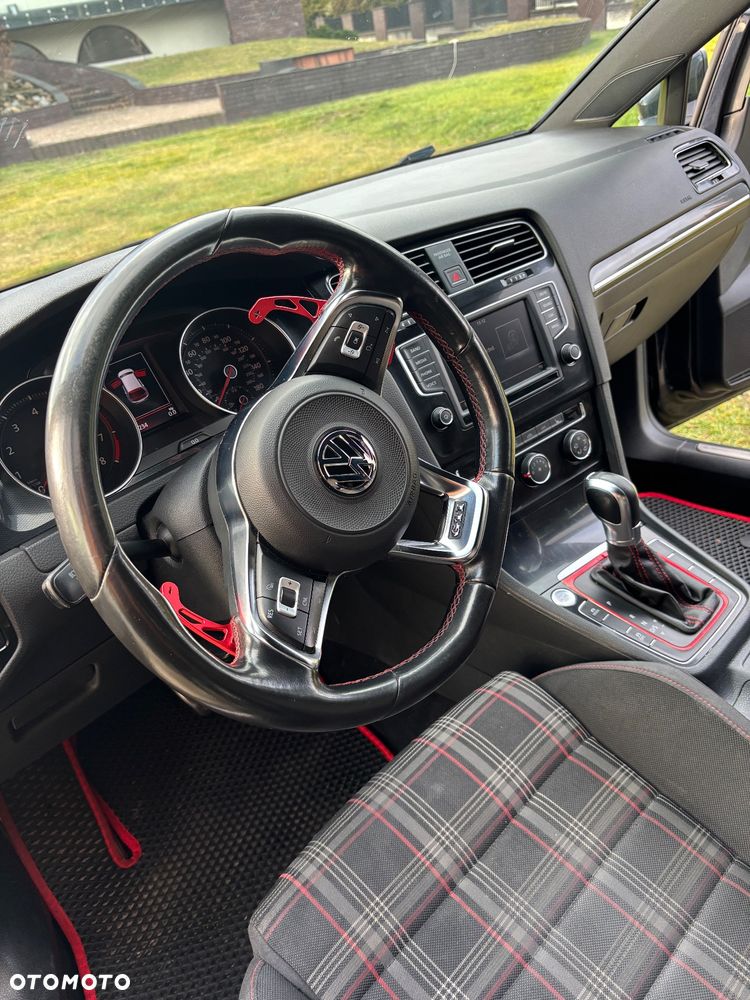 Volkswagen Golf GTI BlueMotion Technology DSG - 11