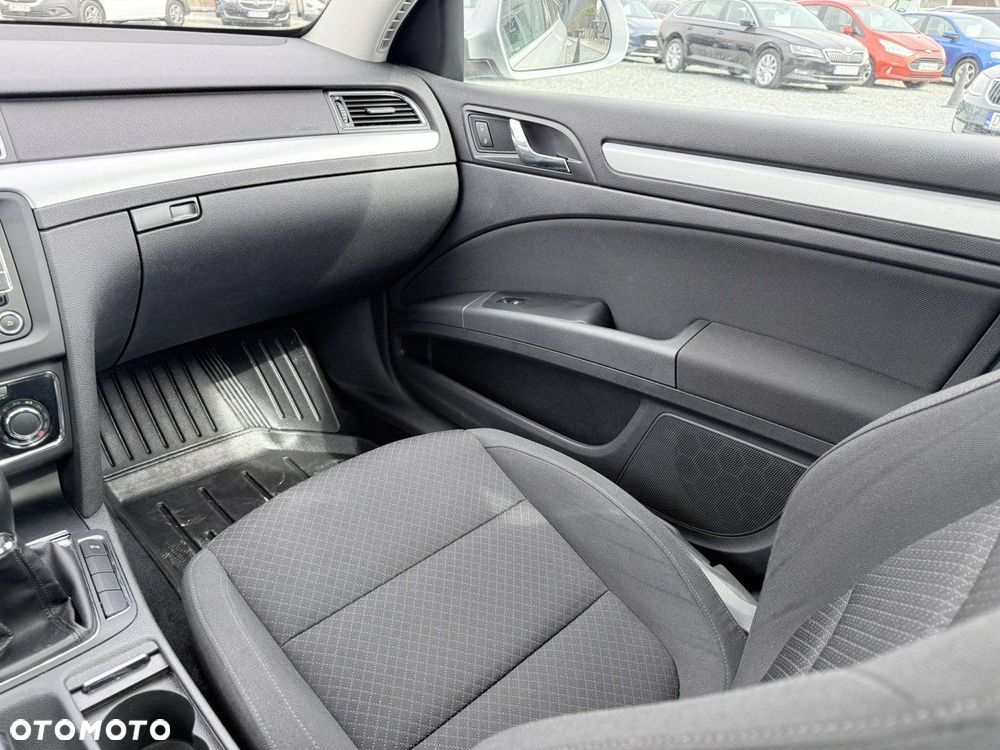 Skoda Superb 1.6 TDI Business - 13