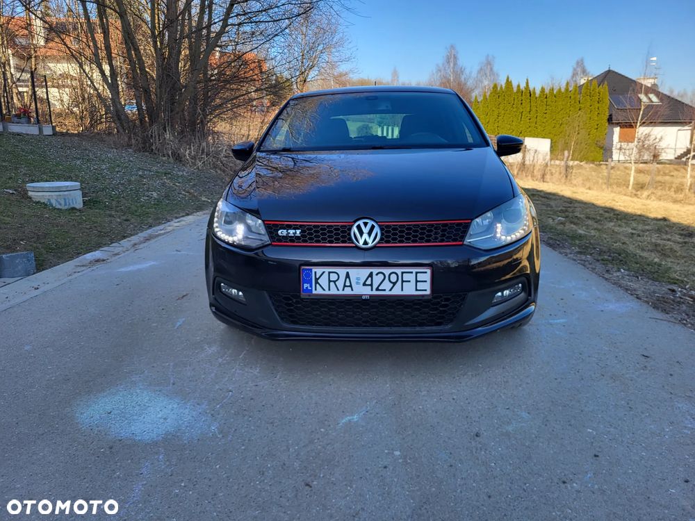 Volkswagen Polo 1.4 DSG GTI - 2