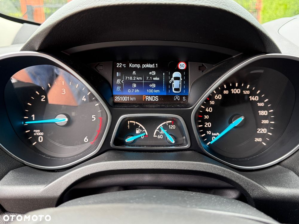Ford Kuga 2.0 TDCi 4WD Titanium Plus - 27