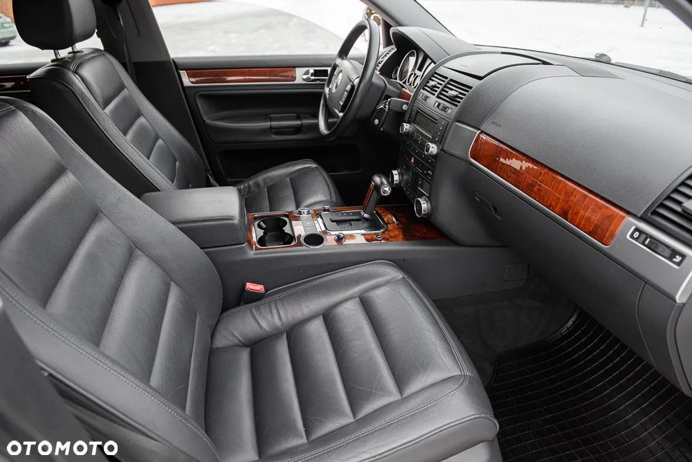 Volkswagen Touareg 3.2 V6 Automatik - 26