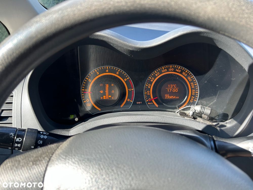 Toyota Auris 1.33 VVT-i Entry - 10