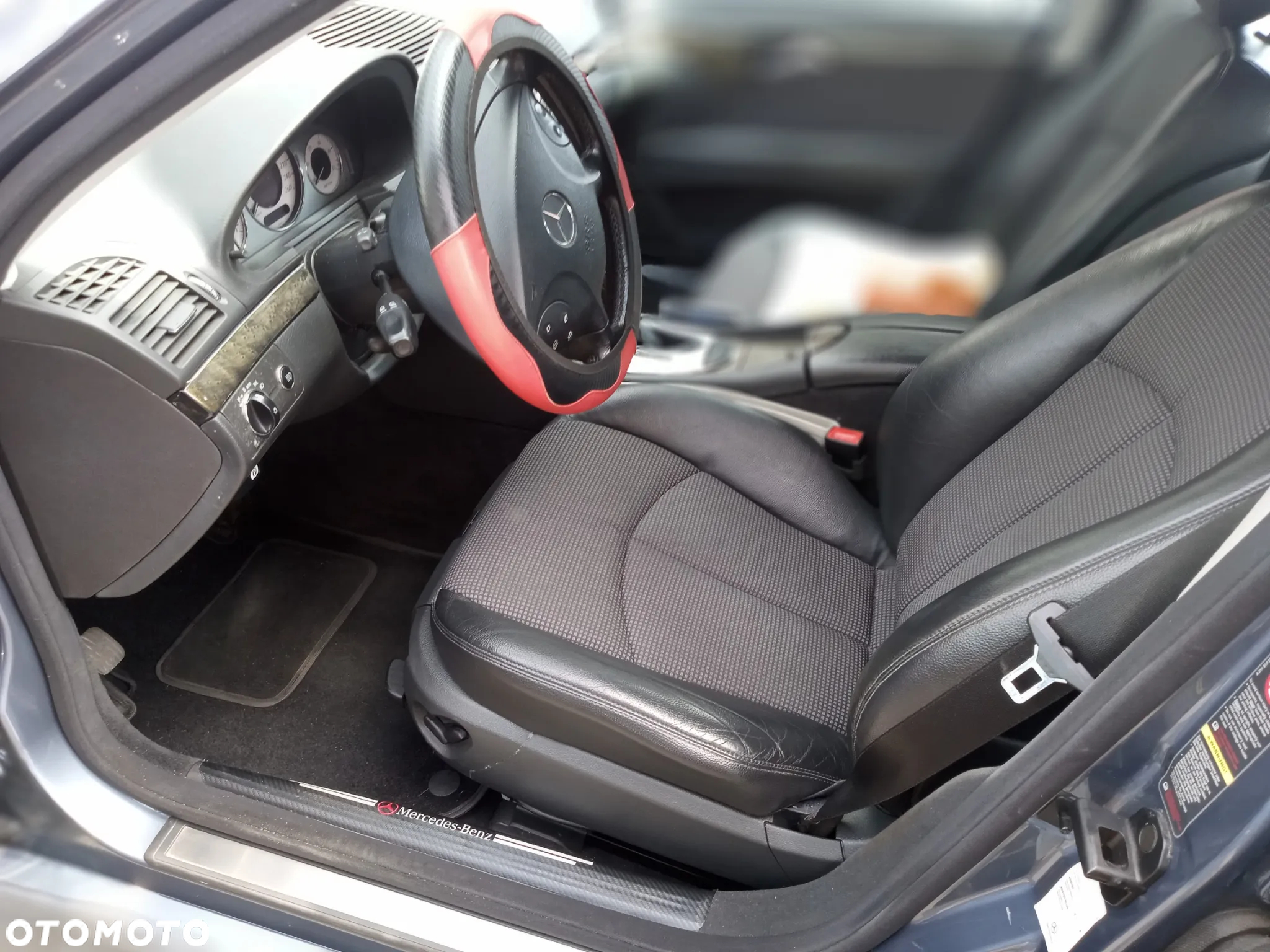 Mercedes-Benz Klasa E 320 CDI Avantgarde - 19